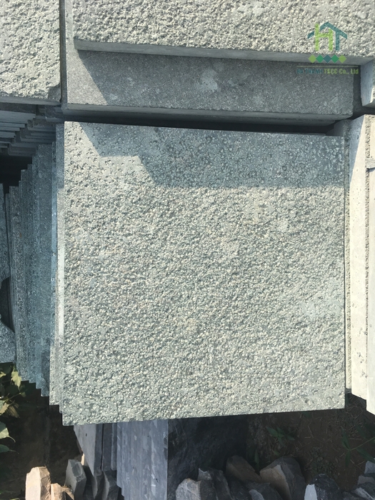 Đá xanh rêu băm nhám toàn phần