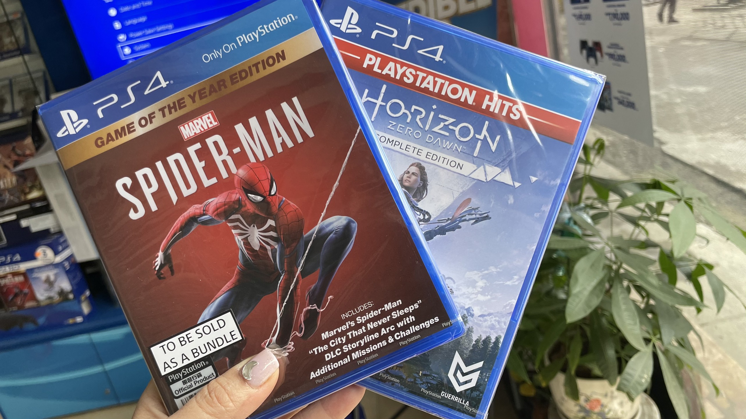 Bộ 2 đĩa gameSpiderman GOTY  Horizon Zero Dawn CE - Game PS4