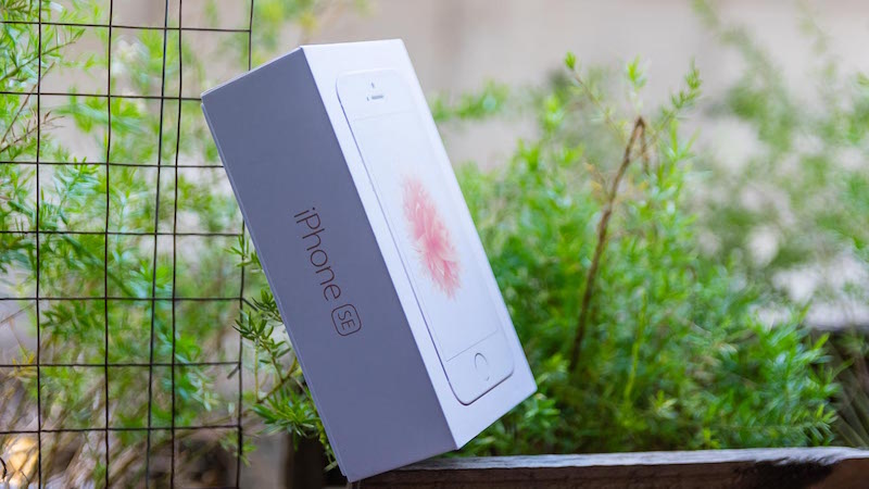 Phân biệt iPhone SE thật và hàng 