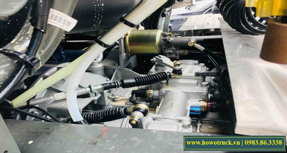 ĐẦU KÉO HOWO MAX 440HP CẦU LÁP