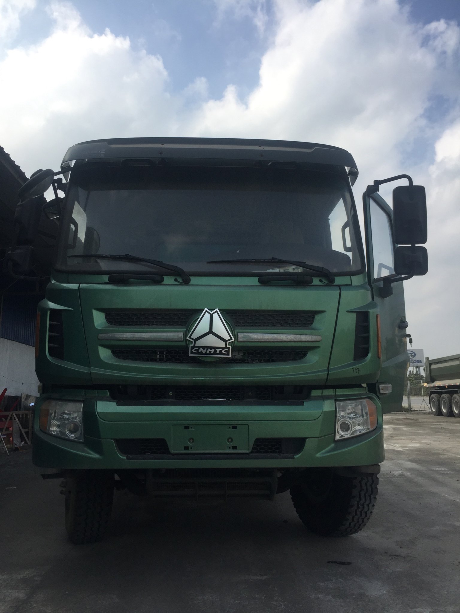 Xe ben Howo Sinotruk 8 tấn Euro 2