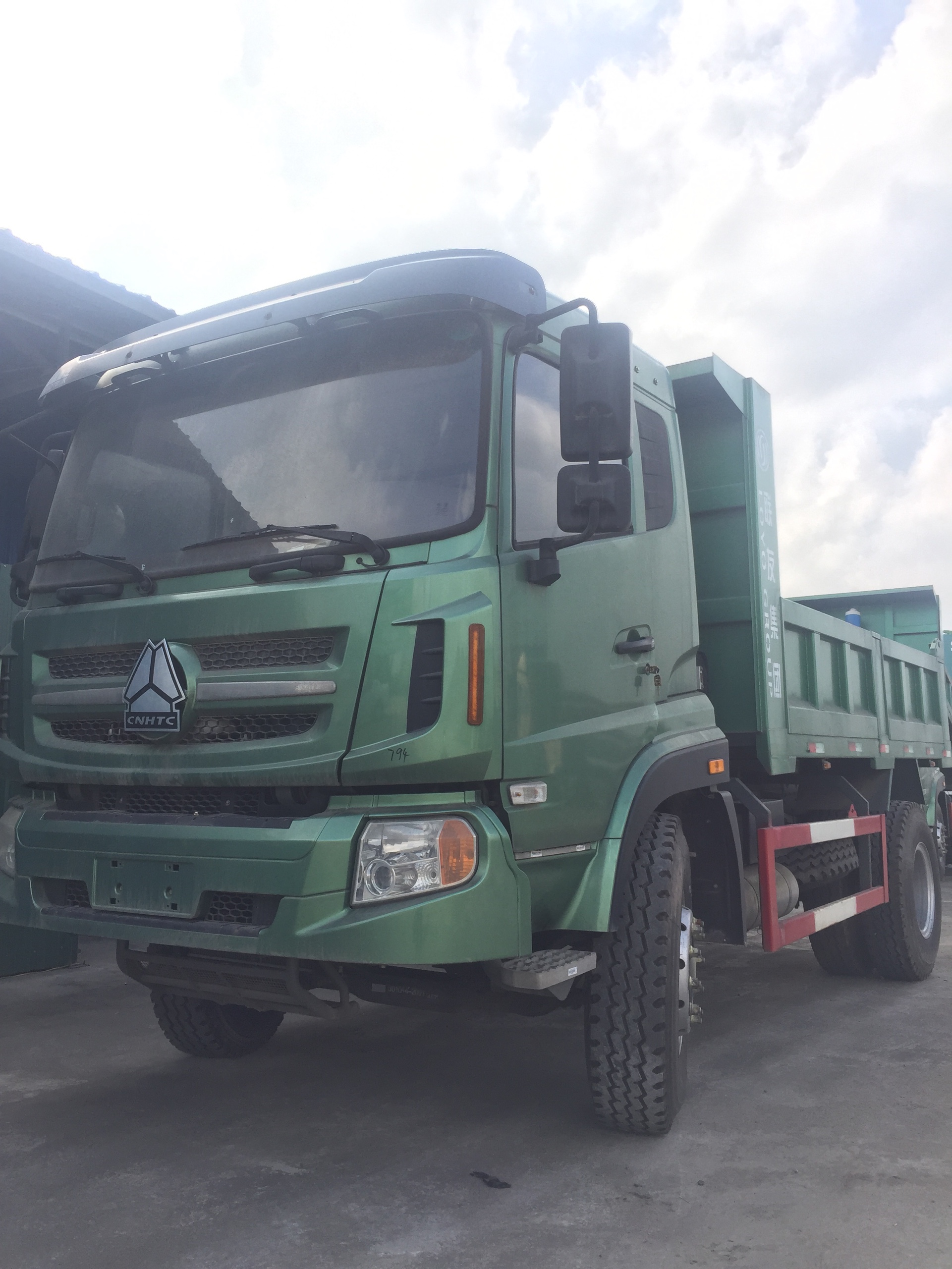 Xe ben Howo Sinotruk 8 tấn Euro 2