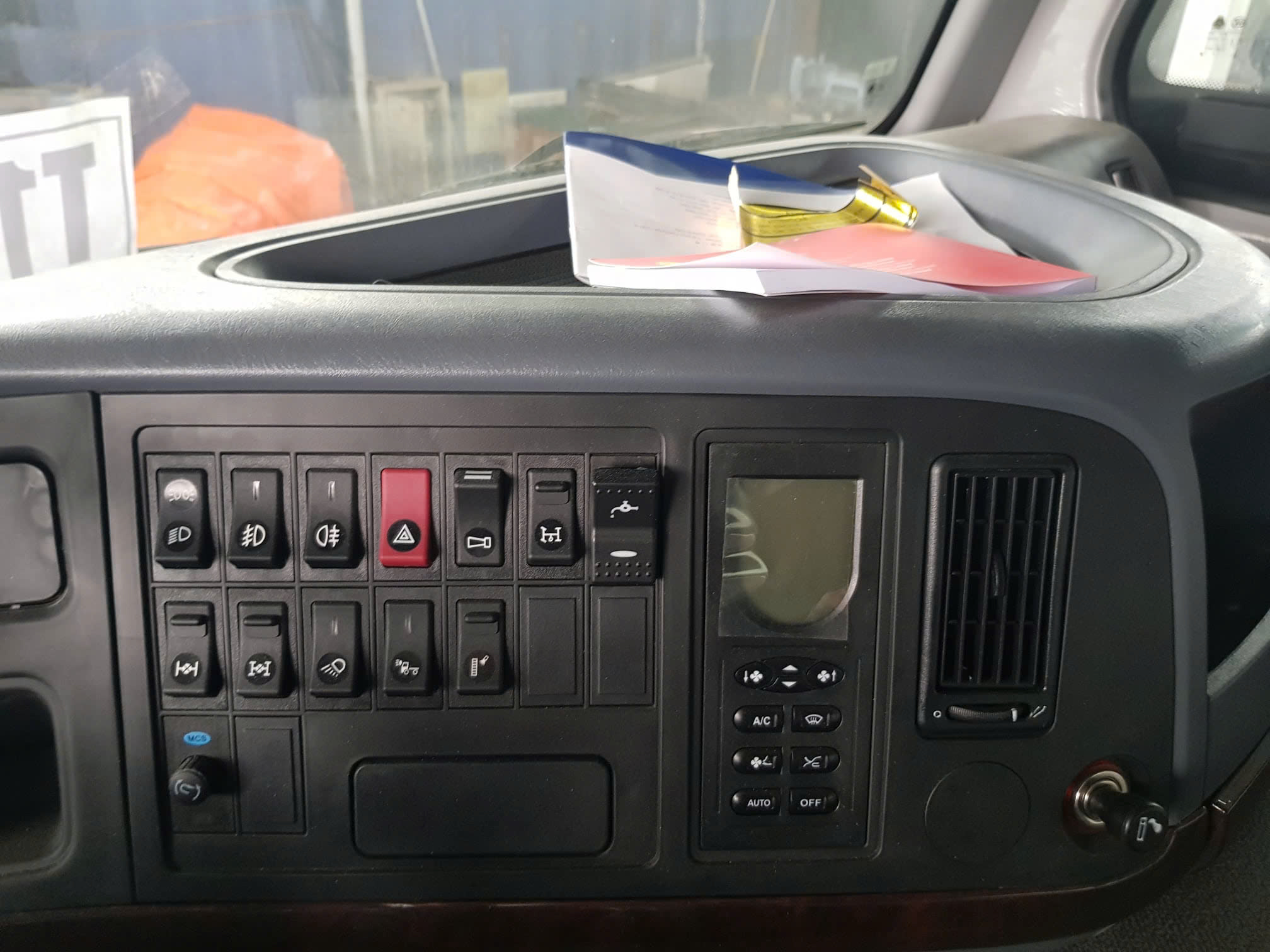 XE BEN HOWO BÁ VƯƠNG CHẠY MỎ 70 TẤN 371HP EURO 2