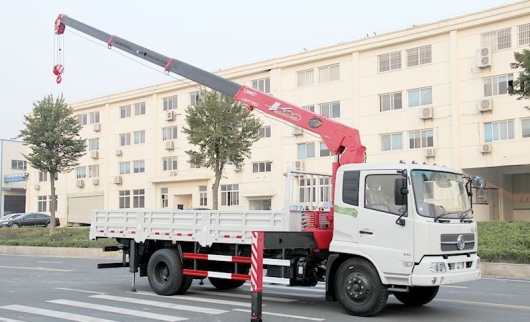 xe dongfeng gan cau