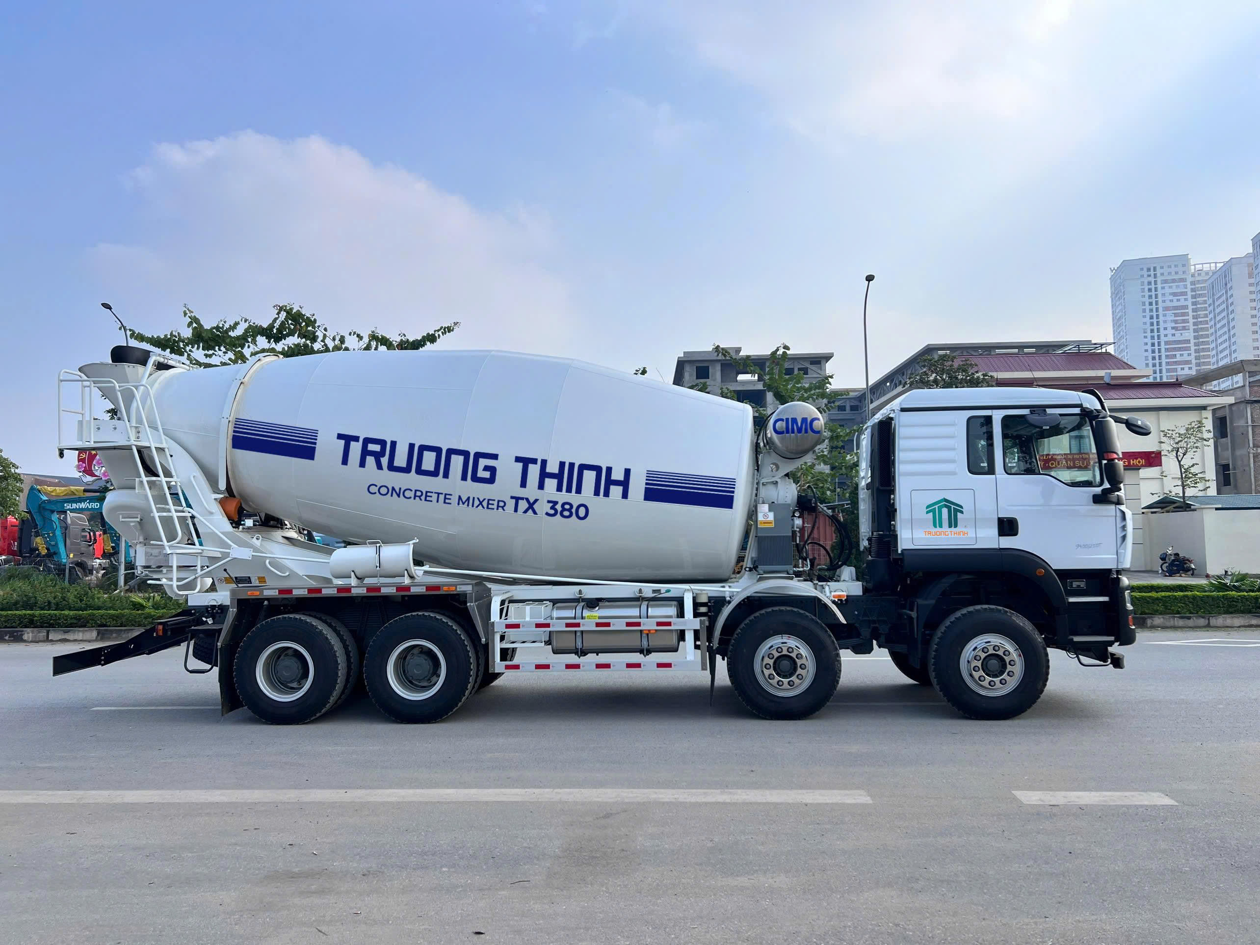 XE TRỘN BÊ TÔNG  HOWO 16 KHỐI