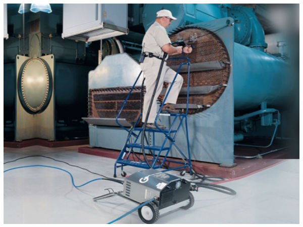 Tẩy rửa cáu cặn hệ thống tháp giải nhiệt và đường ống Tẩy rửa cáu cặn hệ thống tháp giải nhiệt và đường ống