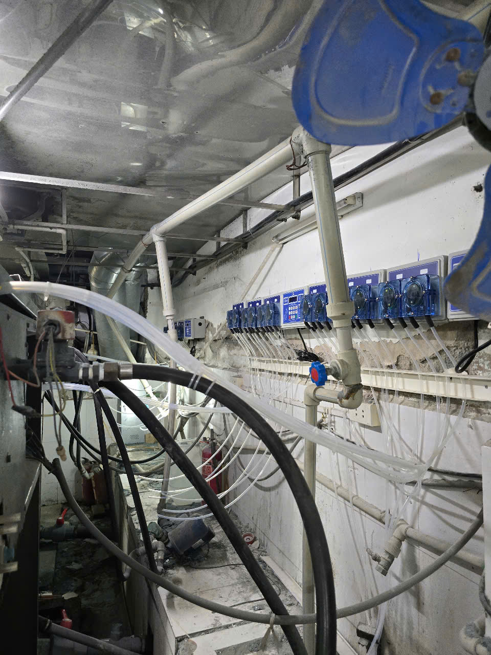 Bơm định lượng hóa chất giặt là Bơm định lượng hóa chất giặt là