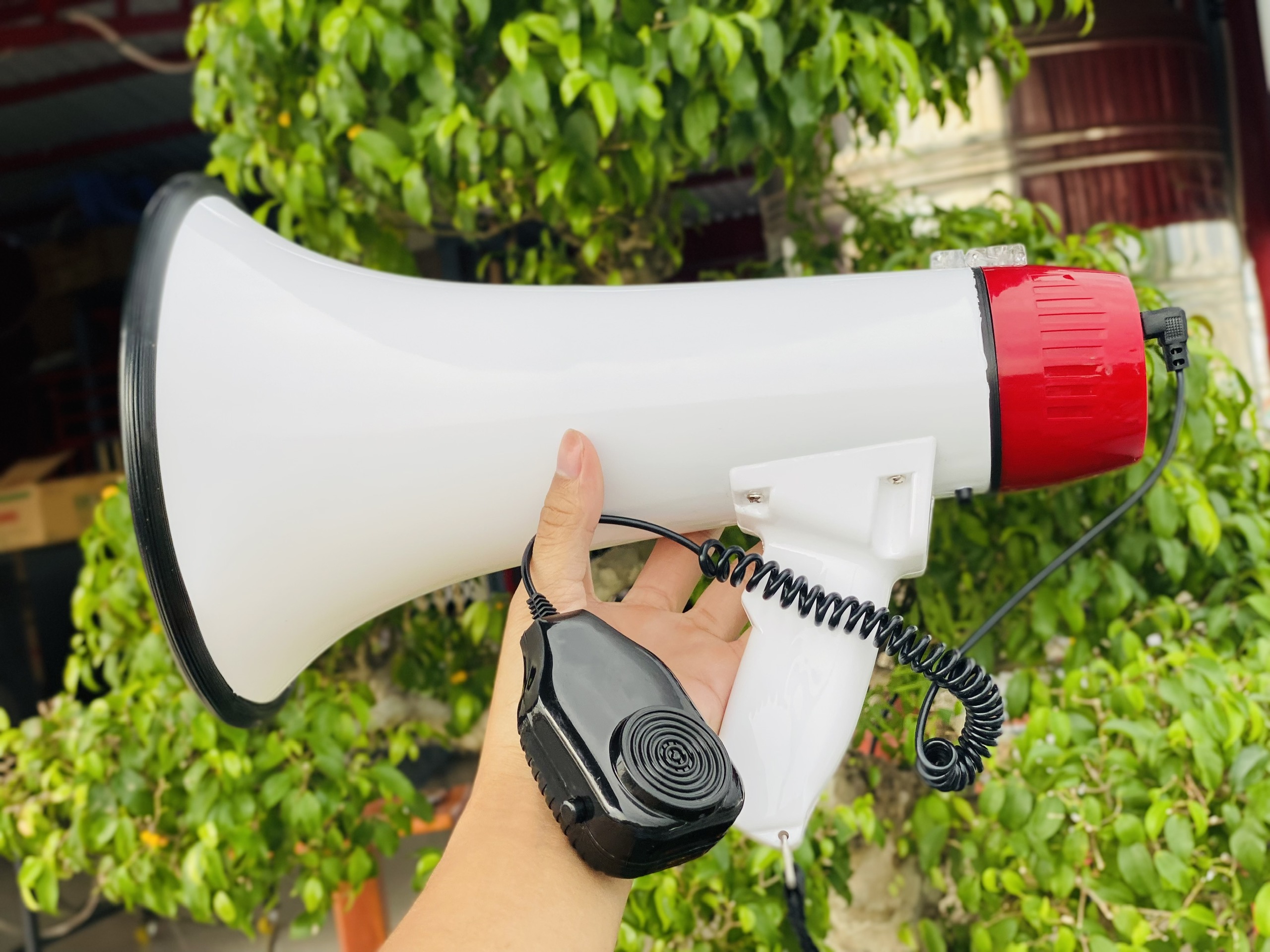 Cho Thuê Loa Cầm Tay, Megaphone, Phóng Thanh Tại Hà Nội , Hồ Chí Minh , Hải Phòng