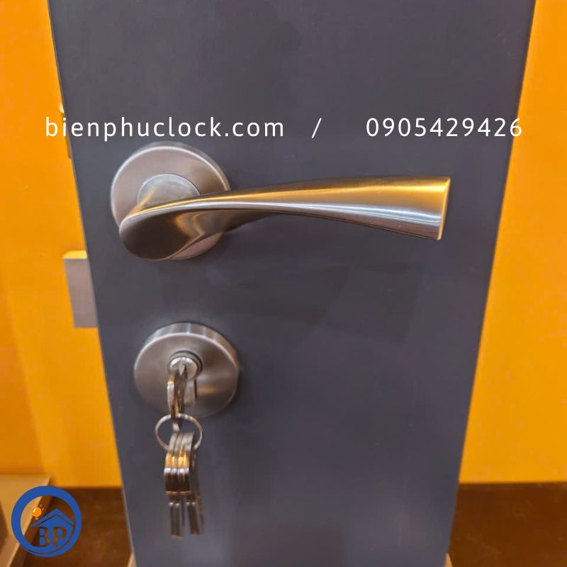 Bộ khóa tay gạt YALE YTLH-031, Inox