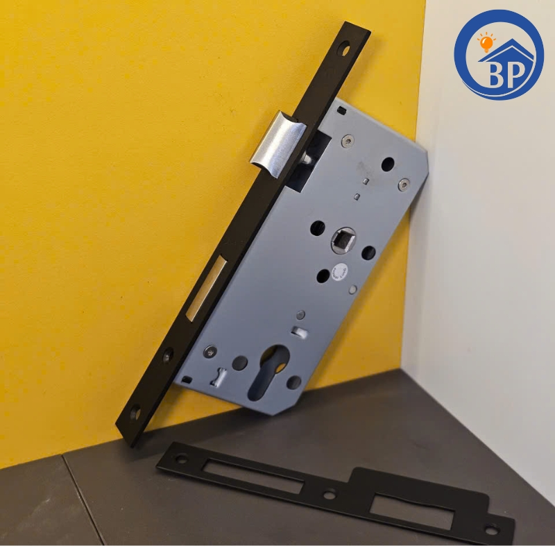 Thân Khóa Yale YML01/5572 US19 backset 55mm, CC 72mm, Màu Đen Mờ