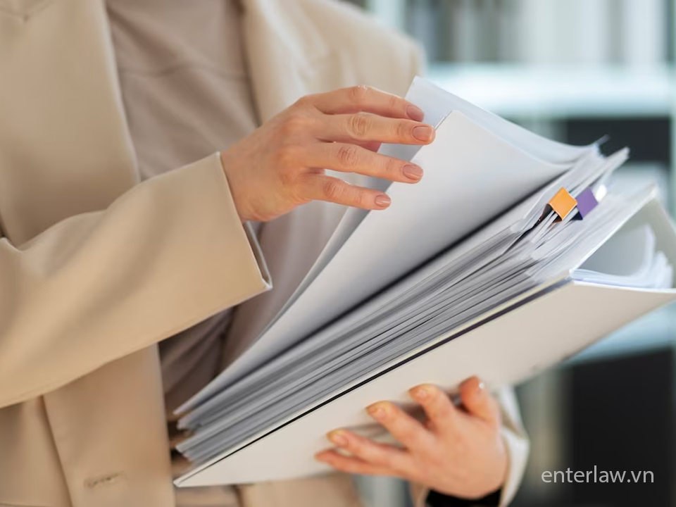 Sa thải lao động trái luật và bài học của chủ doanh nghiệp