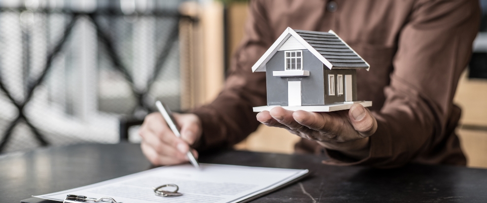 cho tặng nhà đất