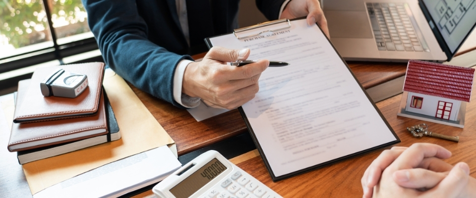 Dịch vụ tư vấn hợp đồng chuyển nhượng quyền sử dụng đất