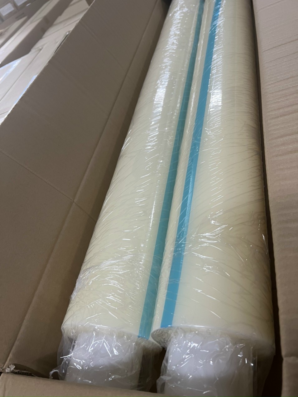 Màng PE bảo vệ bề mặt - Giải pháp chống trầy xước, bụi bẩn cho sản phẩm