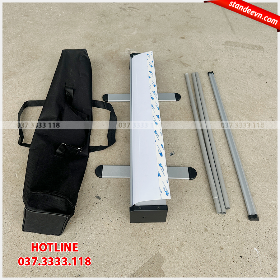 standee cuốn sắt giá rẻ