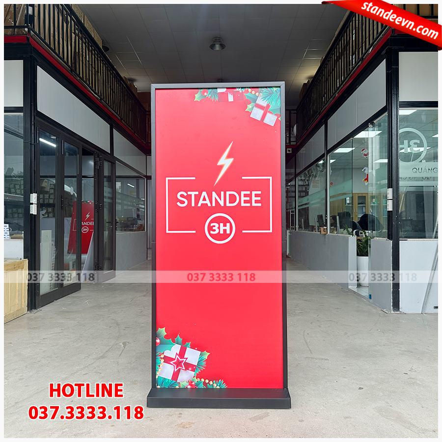 standee khung nhôm kiểu mới
