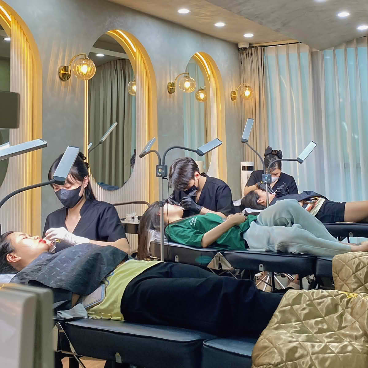 Phun xăm thẩm mỹ