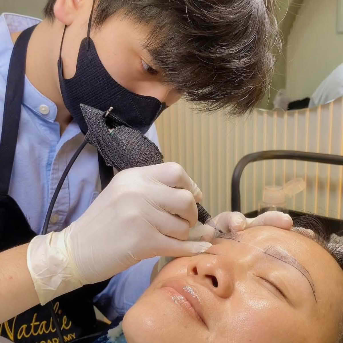 Tạo sợi lông mày 