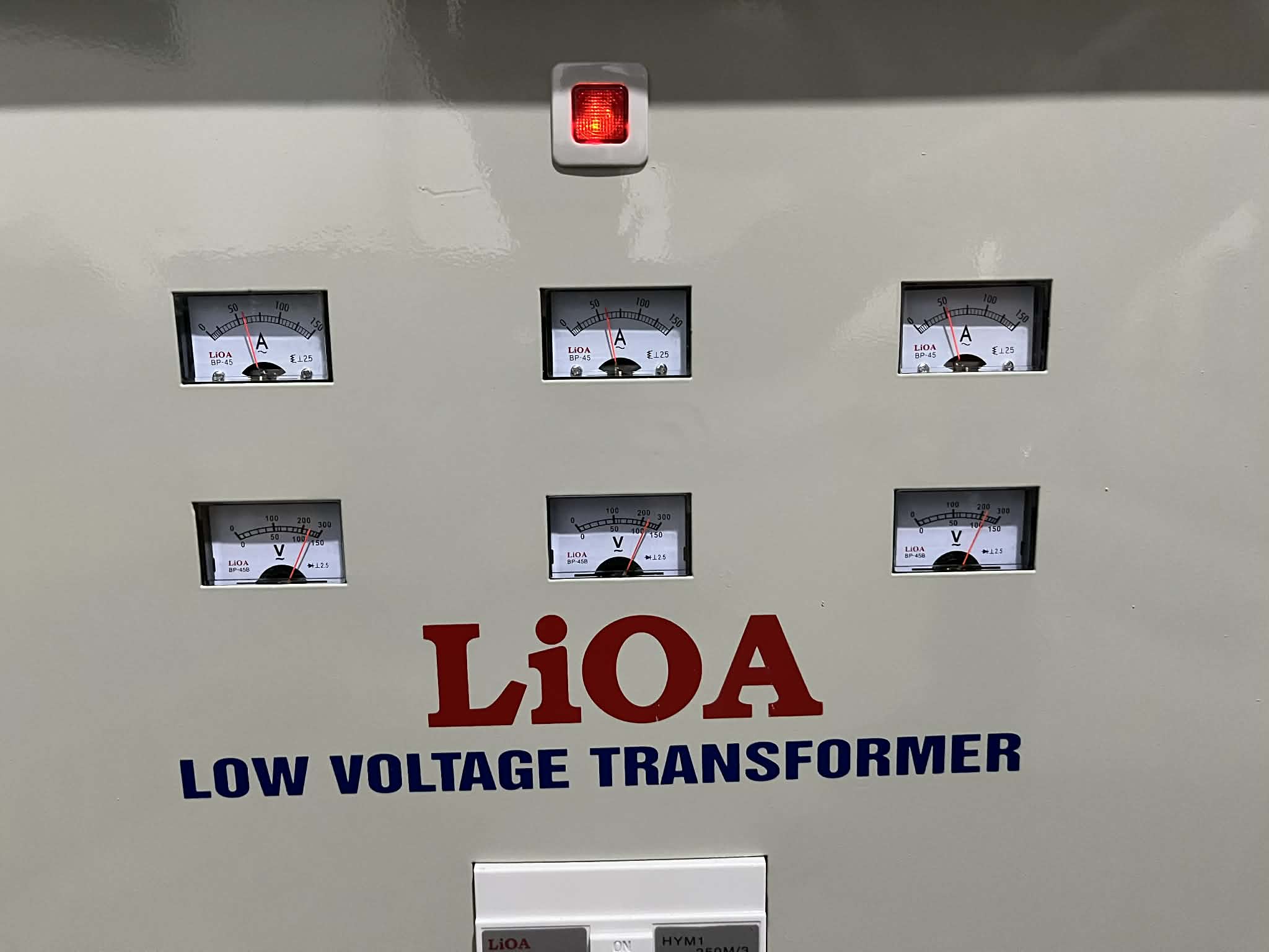 Biến áp Lioa 100kva tự ngẫu