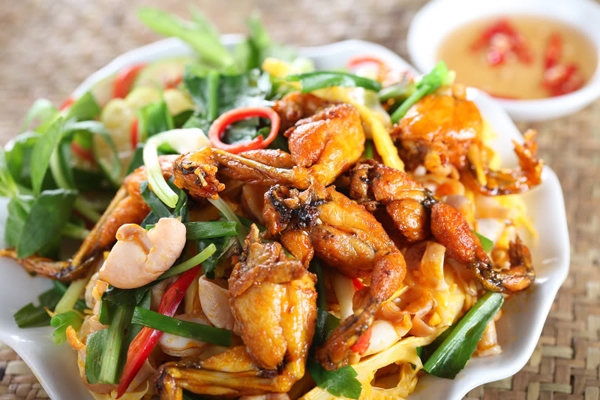 gà sào lăn