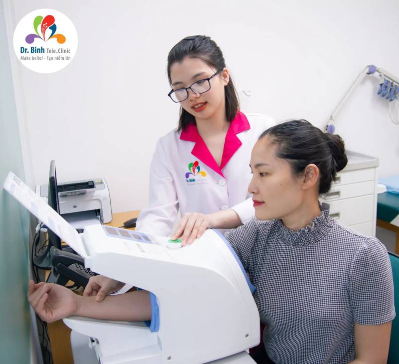 Quy định khám sức khỏe định kỳ cho nhân viên bếp doanh nghiệp phải tuân thủ