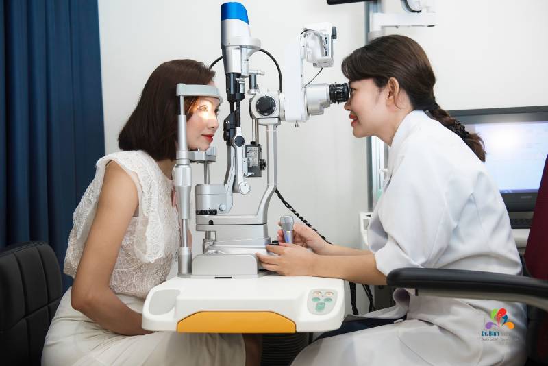 Đo và kiểm tra thị lực ở mắt. phương pháp kiểm tra và chuẩn đoán tình trạng mắt bị loạn thị