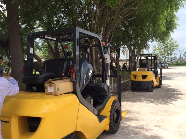 Giao xe nâng komatsu 3.5 tấn tại Bắc Ninh