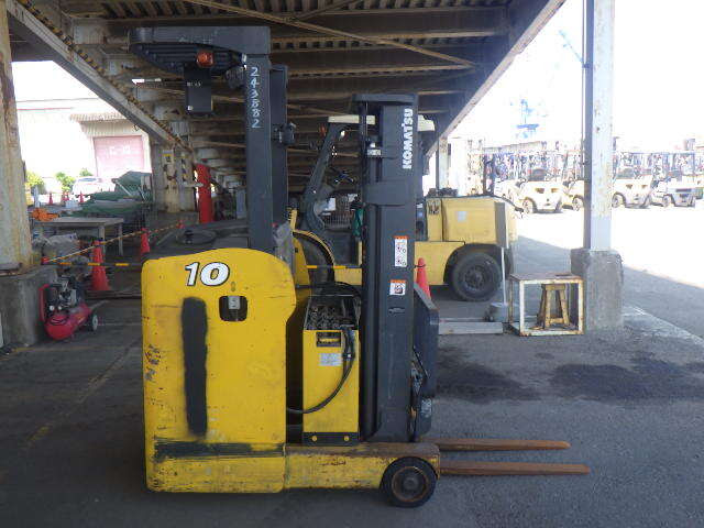 Xe nâng điện Komatsu 1.0 tấn FB10RL-15 (153555) sản xuất năm 2014