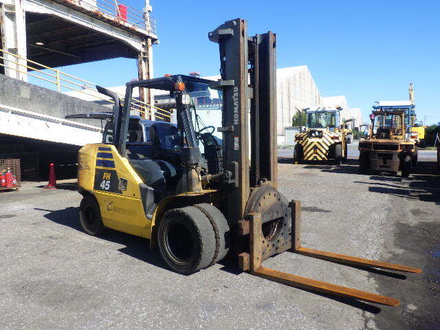 Xe nâng dầu Komatsu 4.5 tấn, FH45-2 Seri 141335, Sx năm 2019