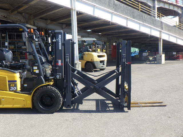 Xe nâng điện Komatsu 3.0 tấn FE30-1 (301206) sản xuất năm 2015