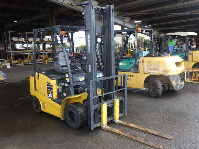 Xe nâng điện Komatsu 2.5 tấn FE25-1 (300501), sản xuất năm 2015