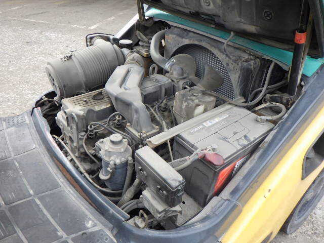 Xe nâng dầu Komatsu 3.0 tấn FD30T-16, năm 2006