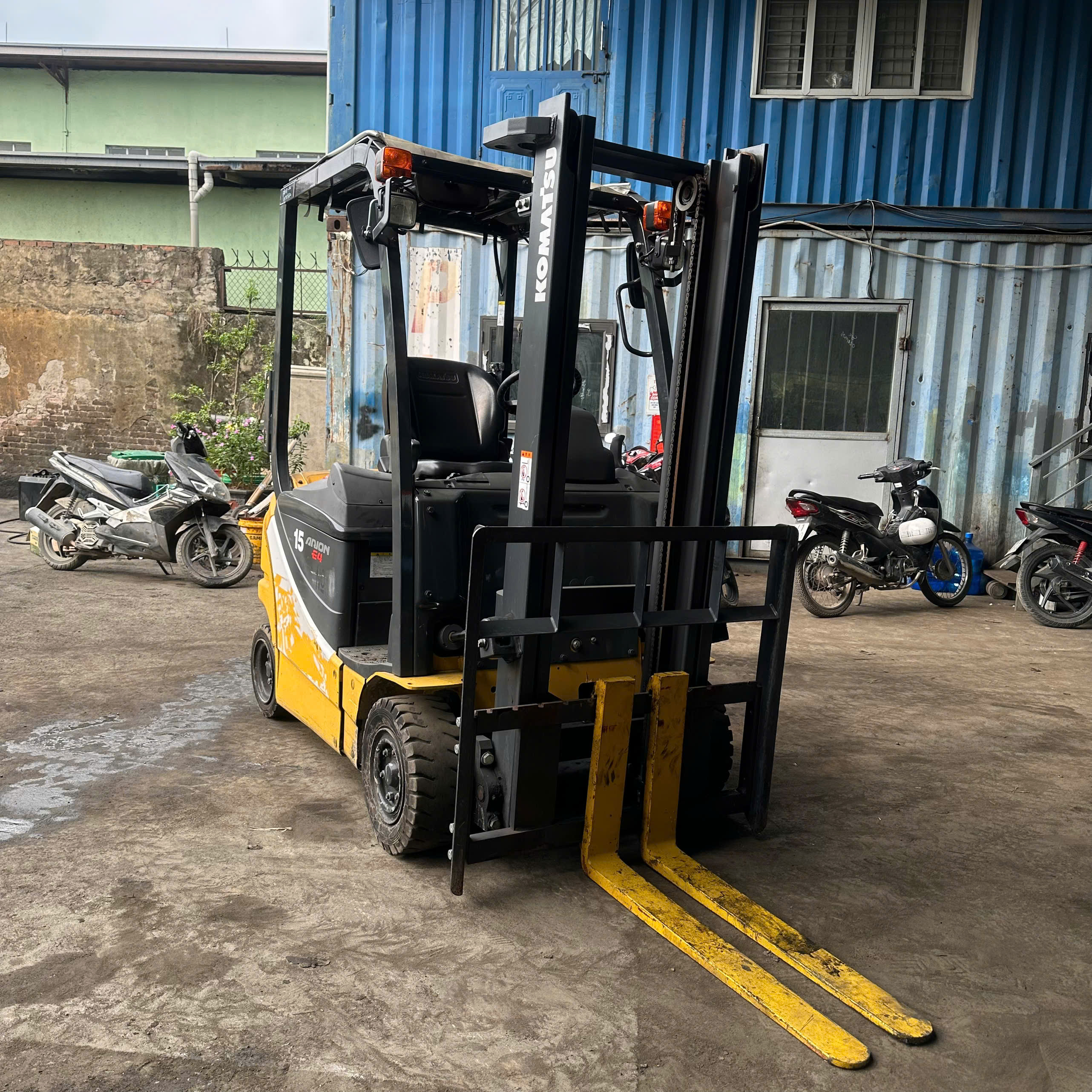 Xe nâng điện Komatsu 1.5 tấn FB15-12 (856962), sản xuất năm 2021