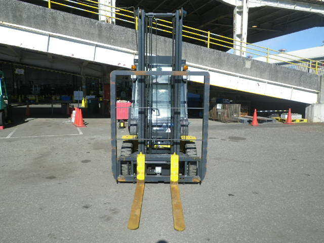 Xe nâng xăng/gas Komatsu 2.0 tấn Model: FG20HT-17