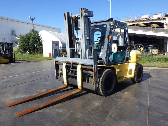 Xe nâng dầu Komatsu 7.0 tấn, FD70HD-8 Seri 47070, năm sx 2008