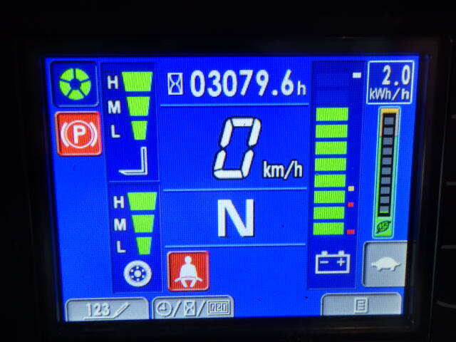 Xe nâng điện Komatsu 3 tấn FE30-1 sx 2018