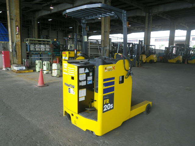 Xe nâng điện Komatsu 2.0 tấn FR20S-1 Seri R2B-03741, sản xuất năm 2016