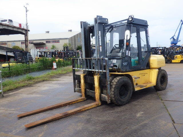 Xe nâng dầu Komatsu 7 tấn FD70HD-8 (47036), sản xuất năm 2008