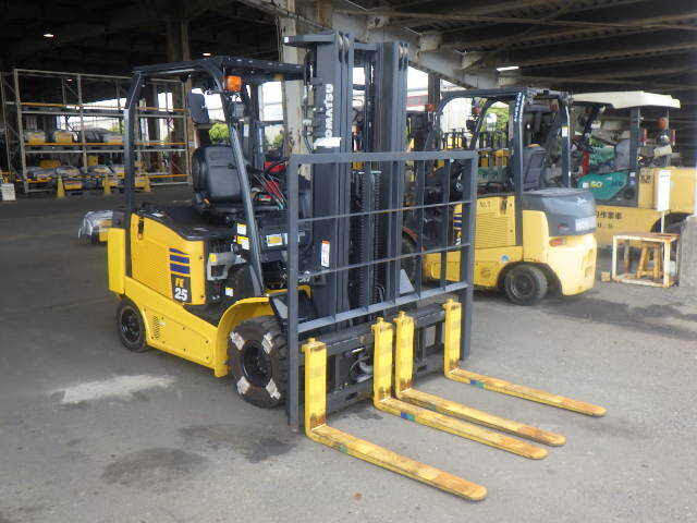 Xe nâng điện Komatsu 2.5 tấn FE25-1 (309186), sản xuất năm 2020