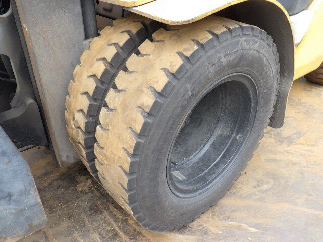 Xe nâng dầu Komatsu 3.0 tấn FD30T-16 (748631), sản xuất năm 2009