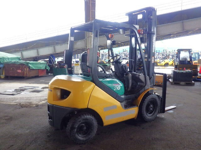 Xe nâng xăng Komatsu 2 tấn FG20C-16 (712066), sản xuất năm 2006