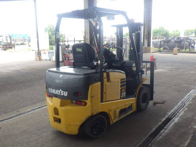 Xe nâng điện Komatsu 2.5 tấn, FE25-1 Seri 309210, Sx năm 2020