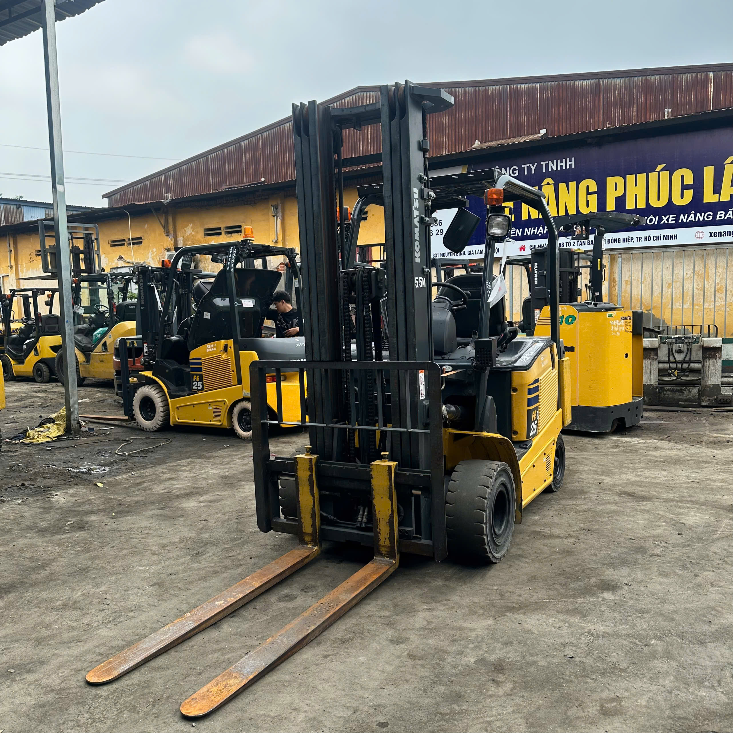 Xe nâng điện Phúc Lâm 2.5 tấn FE25-1 308661, năm 2020