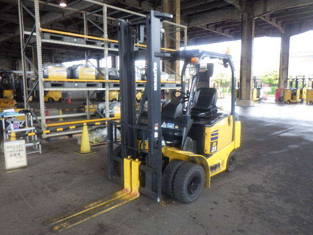 Xe nâng điện KOmatsu 2.5 tấn , model FE25-1