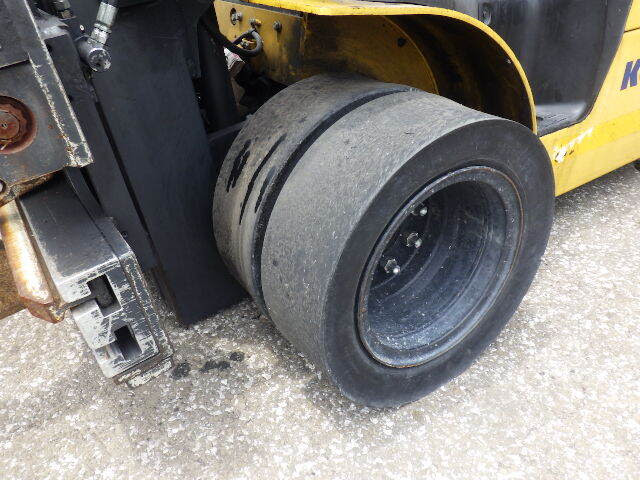 Xe nâng Gas Komatsu 4.5 tấn FH45-1 (138301), sản xuất năm 2013