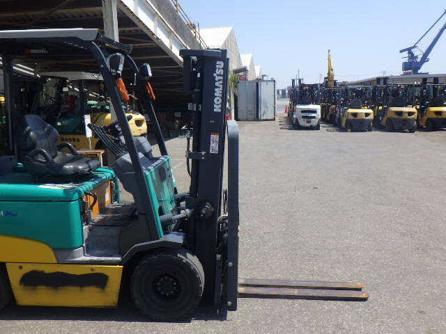 Xe nâng điện Komatsu 2.5 tấn FB25EX-11 (819644), sản xuất năm 2012