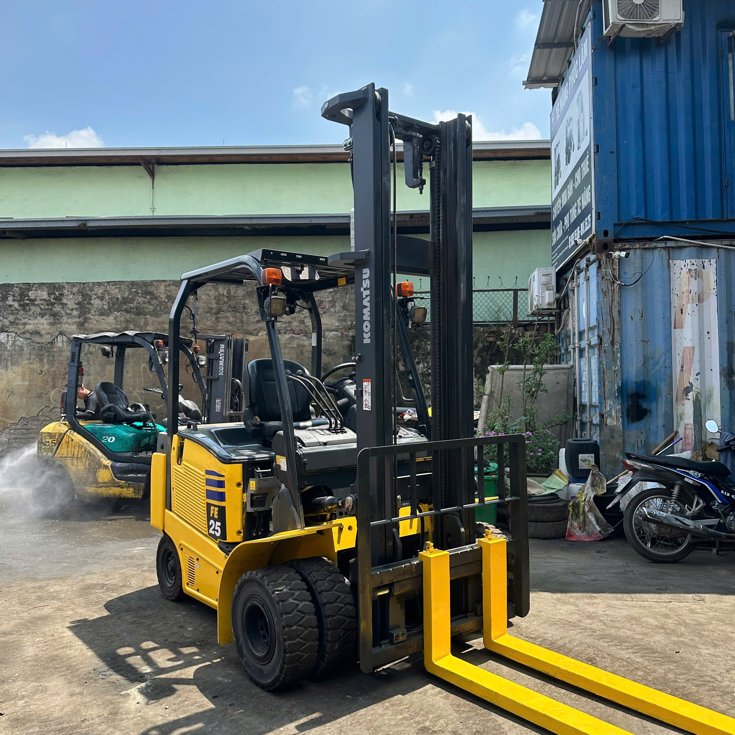 Xe nâng điện Komatsu FE25-1 (306844) sản xuất năm 2019