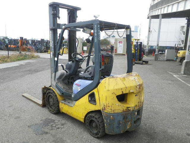 Xe nâng Komatsu diesel 2.5 t #715466