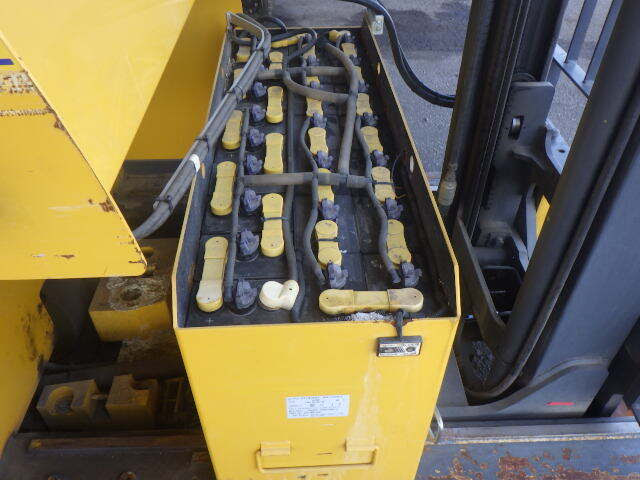 Xe nâng điện Komatsu 2.5 tấn FB25RL-4 (5415) sản xuất năm 2013