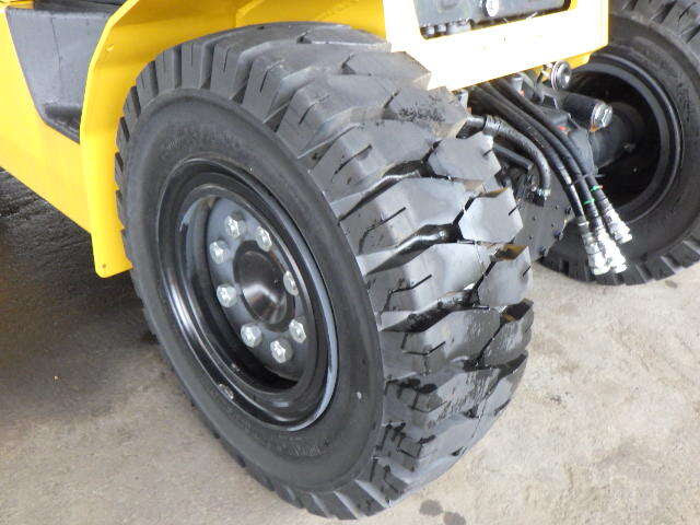 Xe nâng xăng Komatsu FG45TU-10